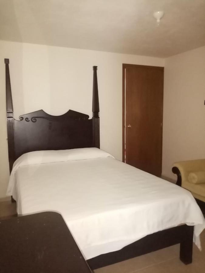 Hotel Cipreses Ixmiquilpan Esterno foto